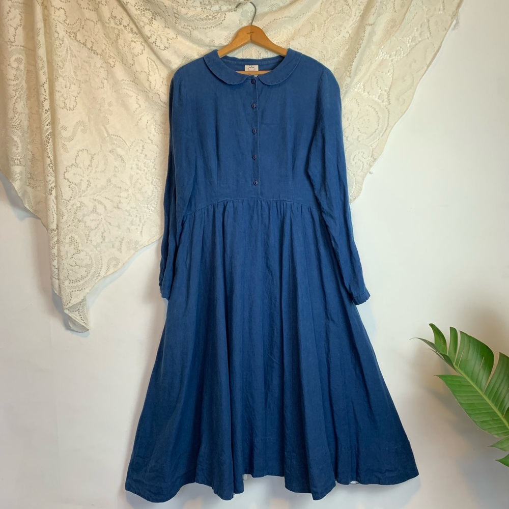 Like New Son De Flor Classic Dress with Long Sleeves, Peter Pan Collar